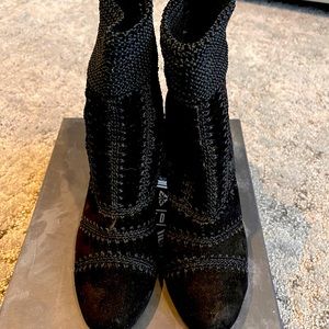 Black suede Silent D boot Washer with crochet.